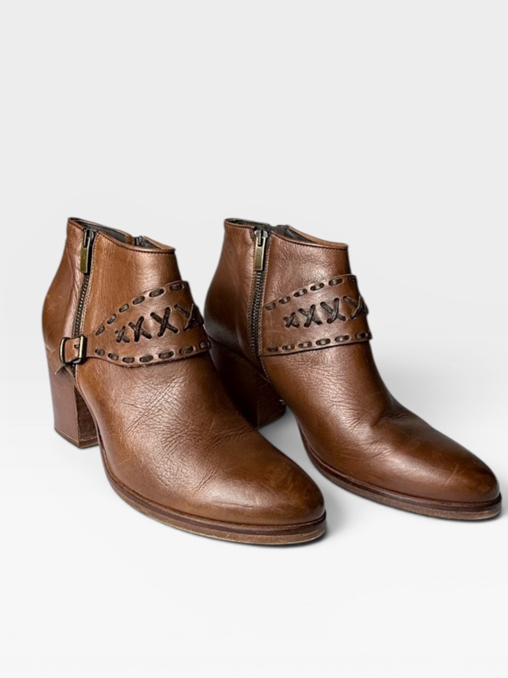 NWOB Sundance Brown‎ Leather Ankle Boots Strap Stitching Made in Italy Size 40